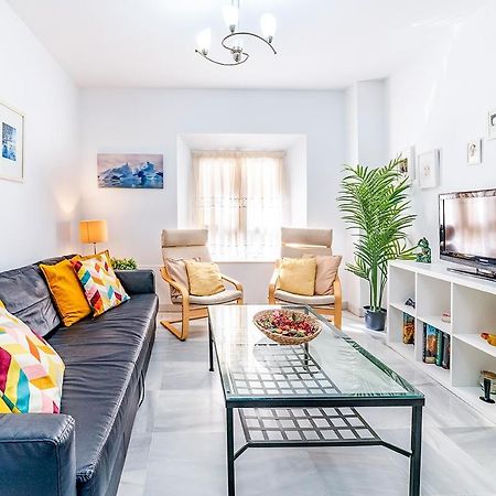Alohamundi Almansa Apartment Sevilla Bagian luar foto