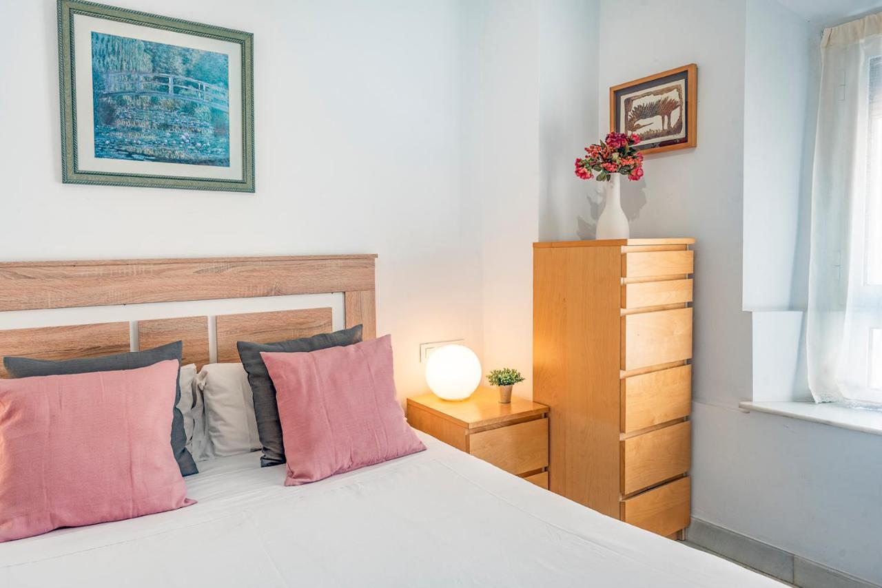 Alohamundi Almansa Apartment Sevilla Bagian luar foto