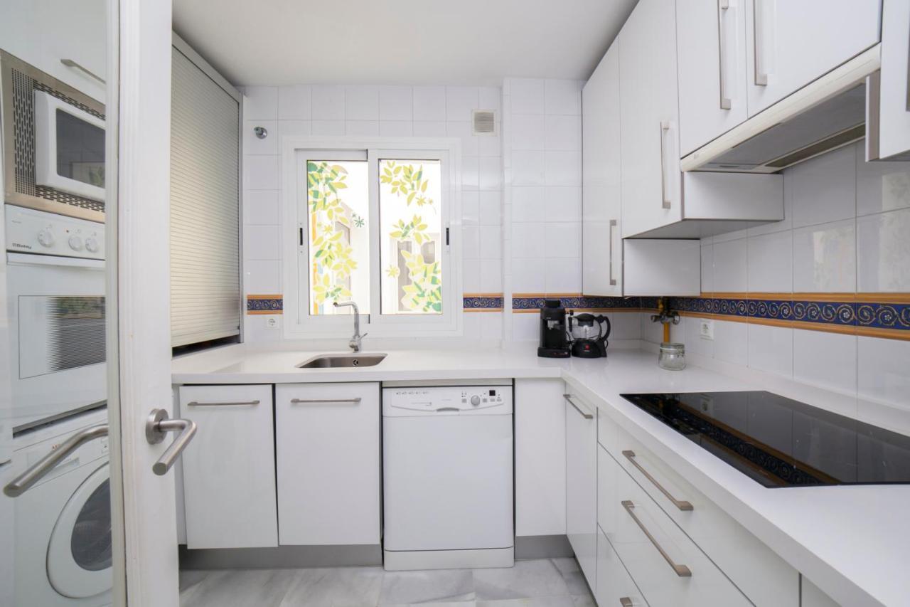 Alohamundi Almansa Apartment Sevilla Bagian luar foto